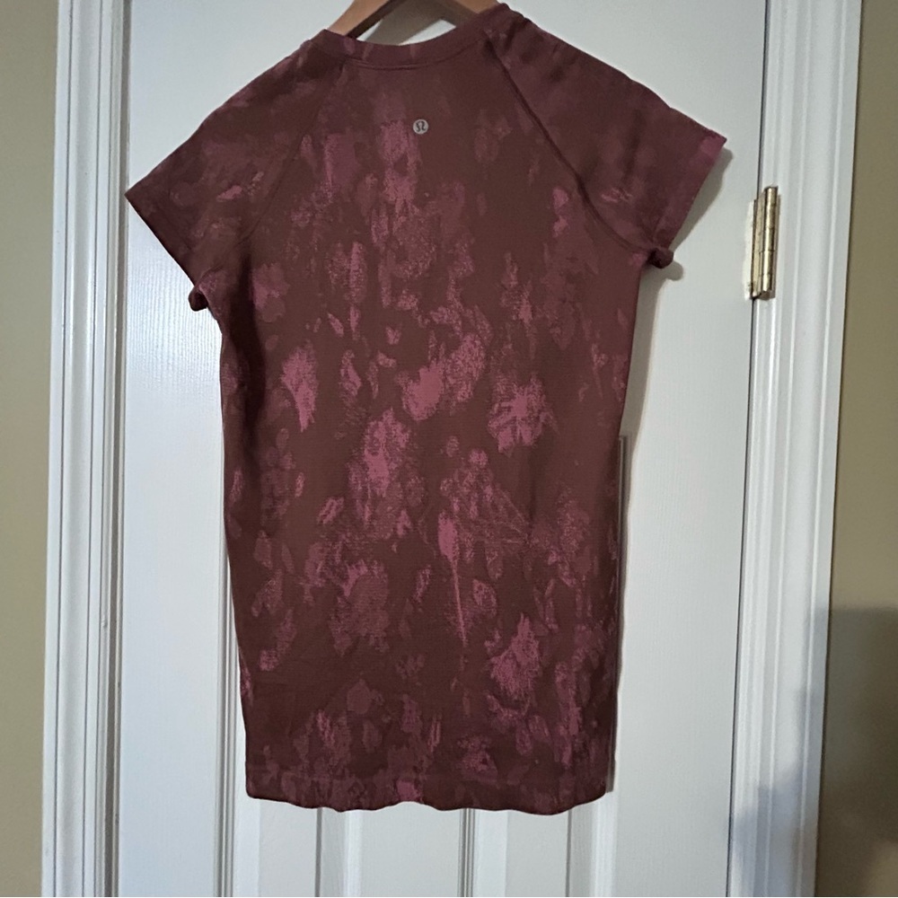 Lululemon Athletica Burgundy Crew Neck - Picture 3 of 4